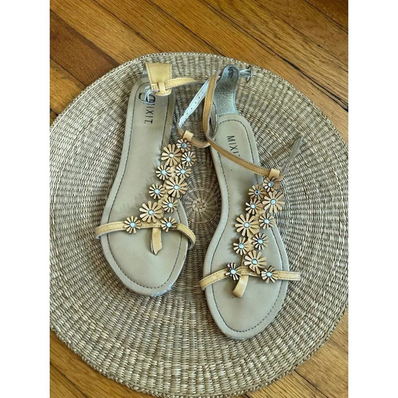 Mixit Women’s size 8 Sandals - Picture 1 of 7